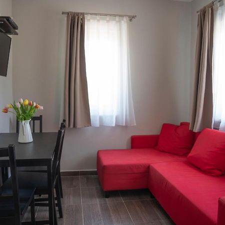 Tulipan Apartman Еґер Екстер'єр фото